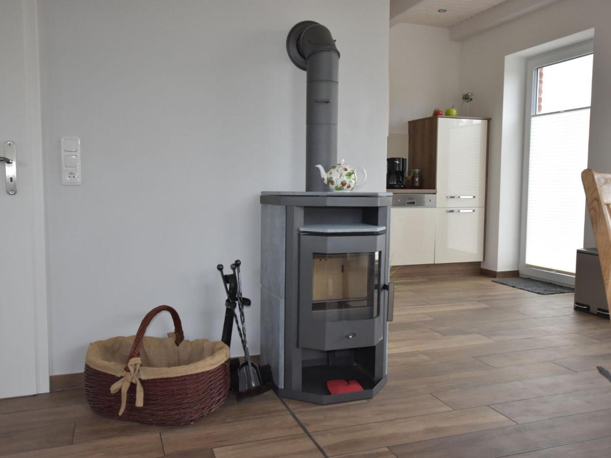 Cozy Holiday Home In Gross Schwansee With Sauna 외부 사진