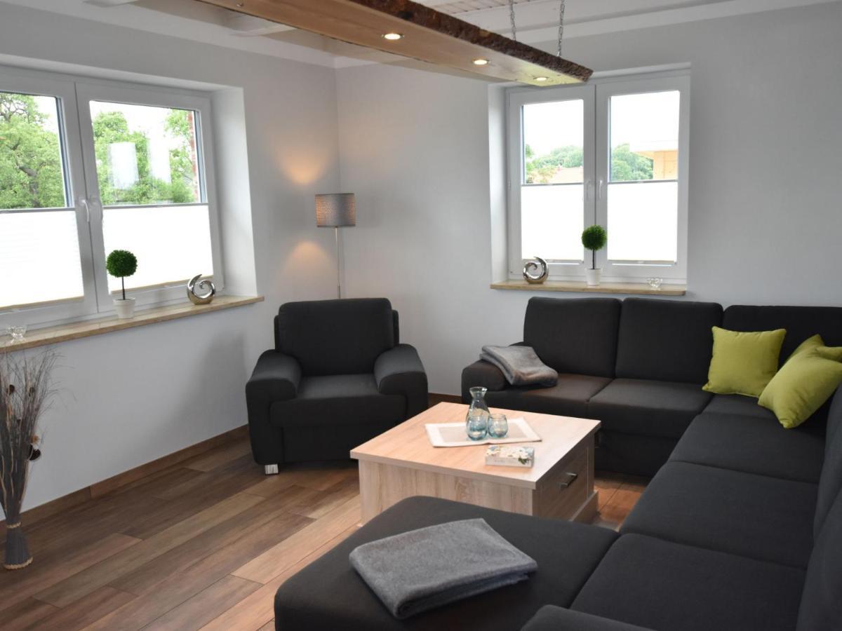 Cozy Holiday Home In Gross Schwansee With Sauna 외부 사진